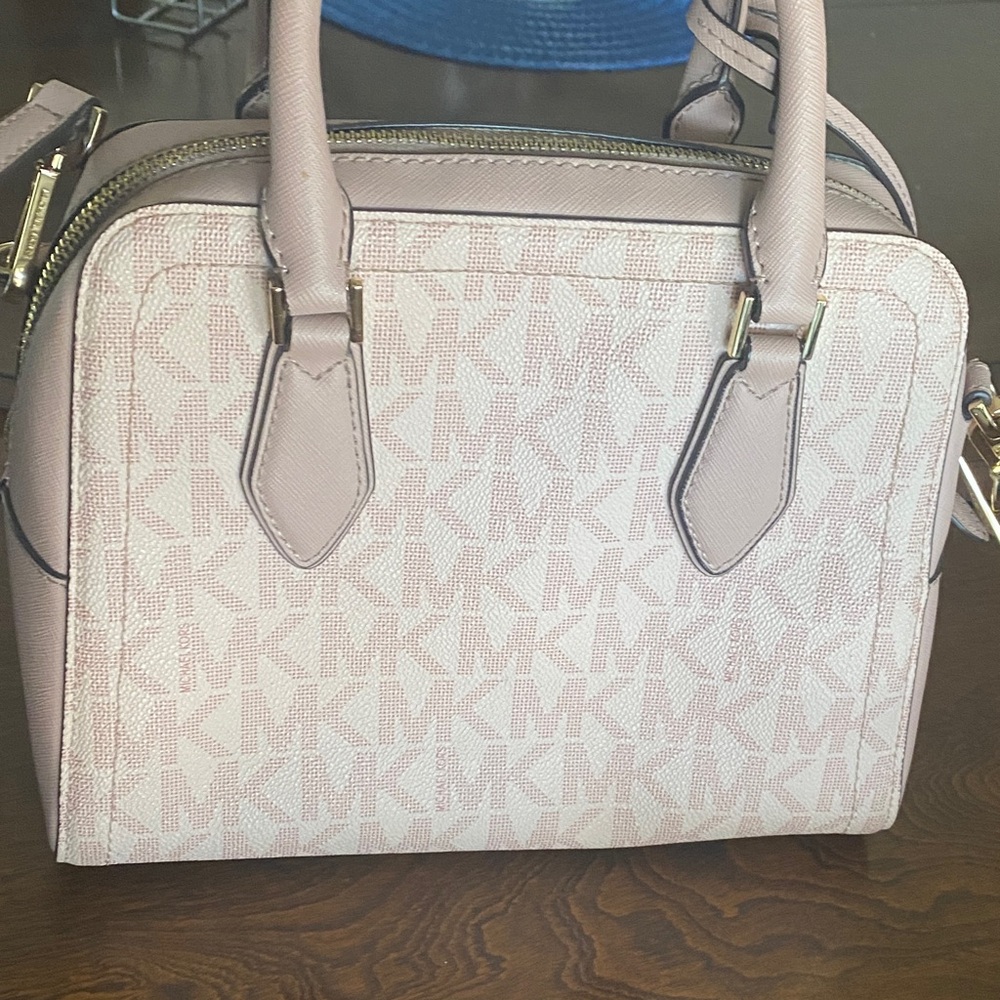 Michael Kors Blush Satchel - Picture 10 of 10